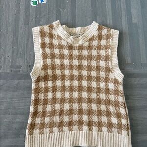 Bebe organic kids brown knit plaid vest
